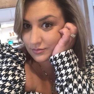 Meet your Posher, Geneviève